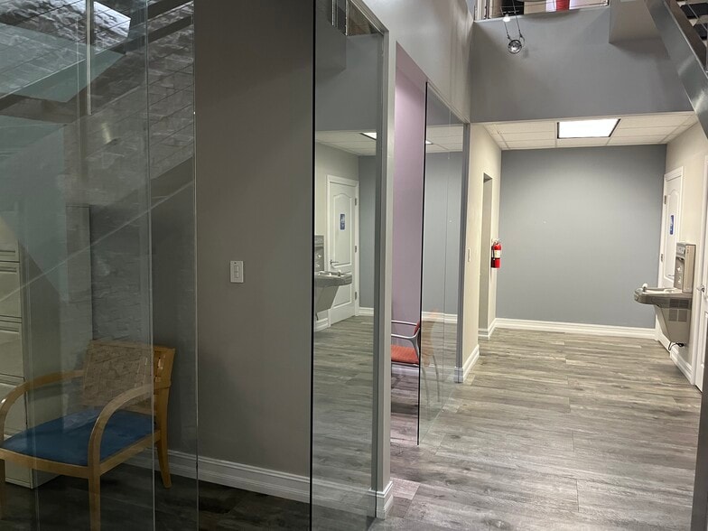 More Photos Of 2550 NW 4th Ct, Fort Lauderdale Warehouse For Sale