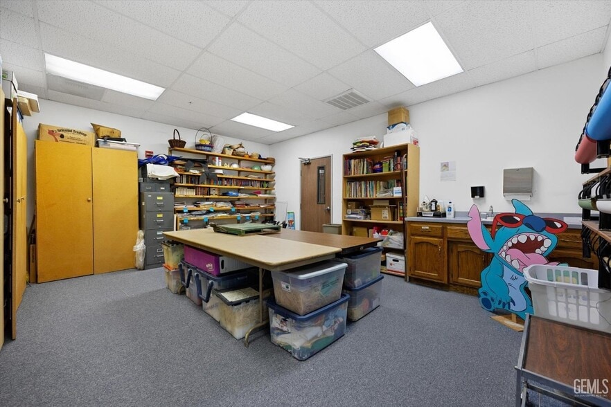 More Photos Of 425 S H St, Bakersfield Religious Facility For Sale