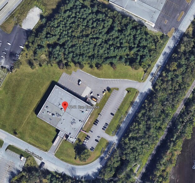 Primary Photo Of 4141 Rue Comtois, Sherbrooke Manufacturing For Lease