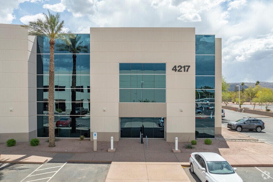 More Photos Of 4217 E Cotton Center Blvd, Phoenix Office For Sale