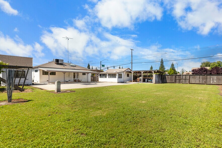 More Photos Of 9930 Calvine Rd, Sacramento Apartments For Sale