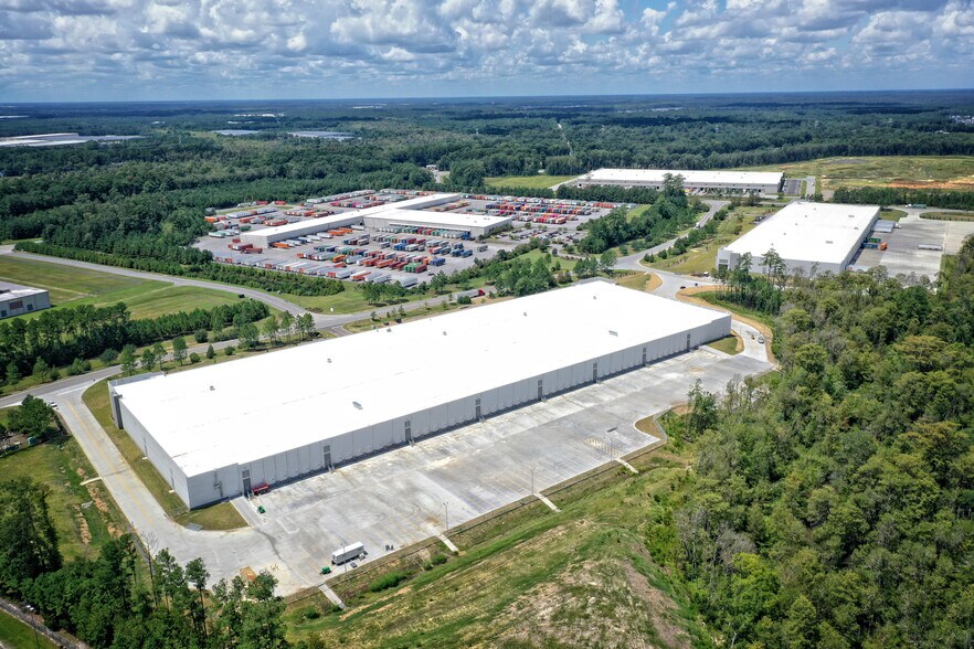 More Photos Of 110 Little Hearst Pky, Pooler Warehouse For Lease