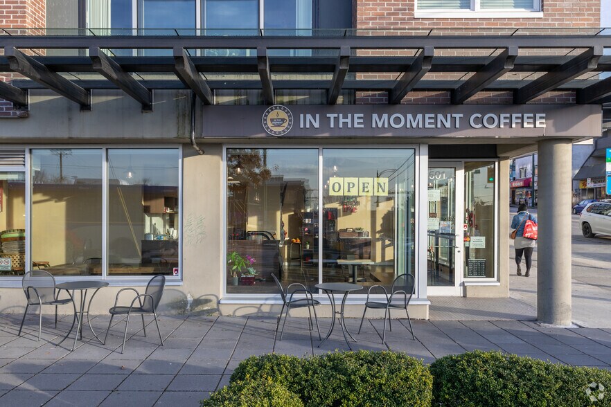 More Photos Of 388 Kootenay St, Vancouver Apartments For Sale