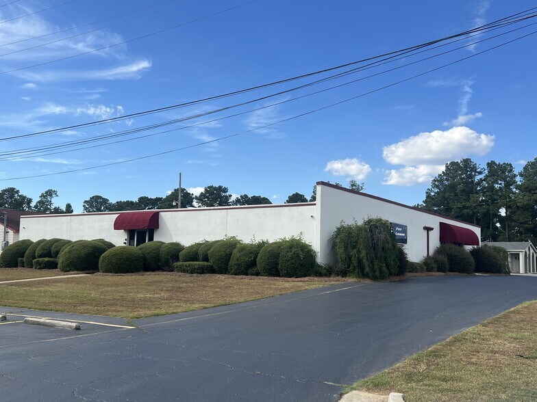 More Photos Of 949 Carl Vison Parkway, Centerville Light Distribution For Lease