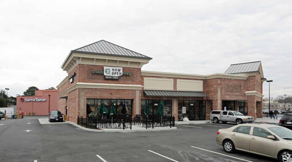 More Photos Of 7550 Granby St, Norfolk Supermarket For Lease