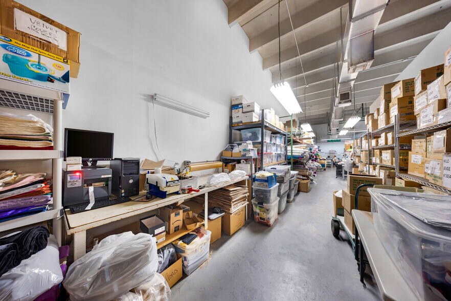 More Photos Of 2693 W 76th St, Hialeah Warehouse For Sale