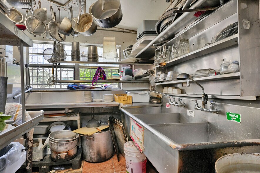 More Photos Of 3800 SW 8th St, Coral Gables Restaurant For Sale
