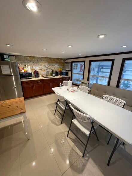 More Photos Of 990 NW 13th Ter, Fort Lauderdale Warehouse For Sale