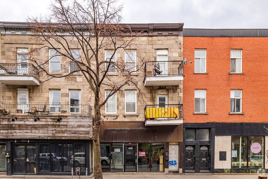 Primary Photo Of 3876-3880 Rue Ontario E, Montréal Storefront Retail Residential For Lease