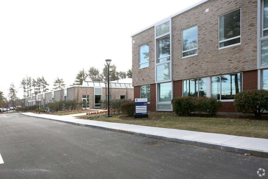 More Photos Of 28 Crosby Dr, Bedford Office For Lease