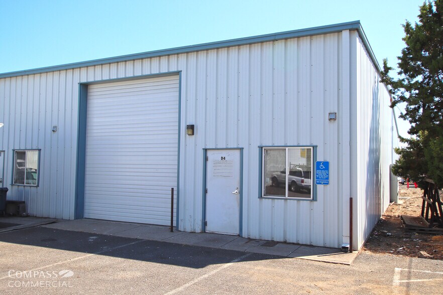 More Photos Of 62980 Boyd Acres Rd, Bend Unknown For Lease