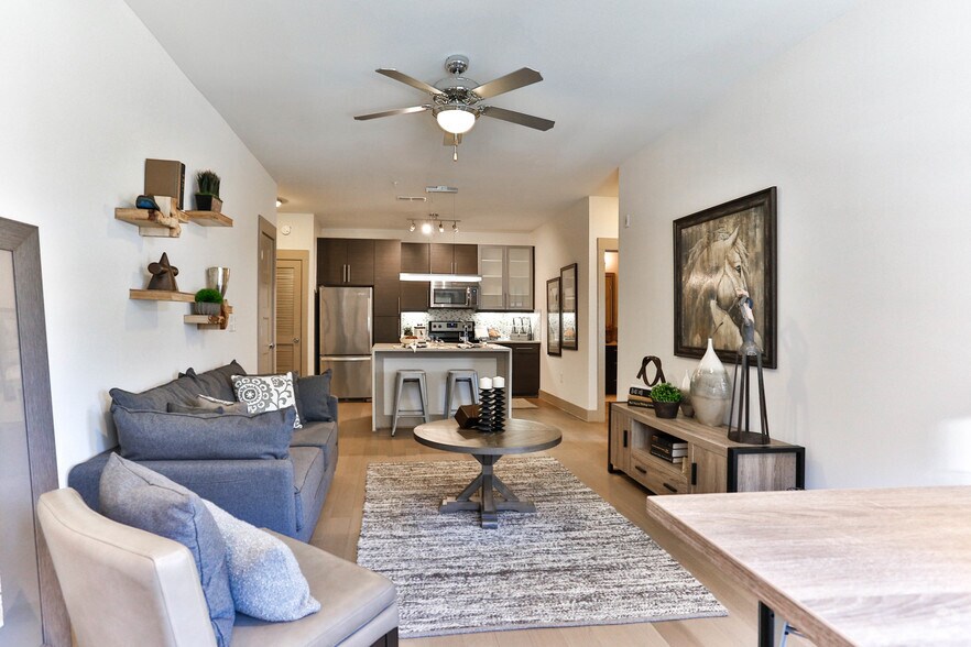 More Photos Of 1750 Camden Rd, Charlotte Apartments For Lease