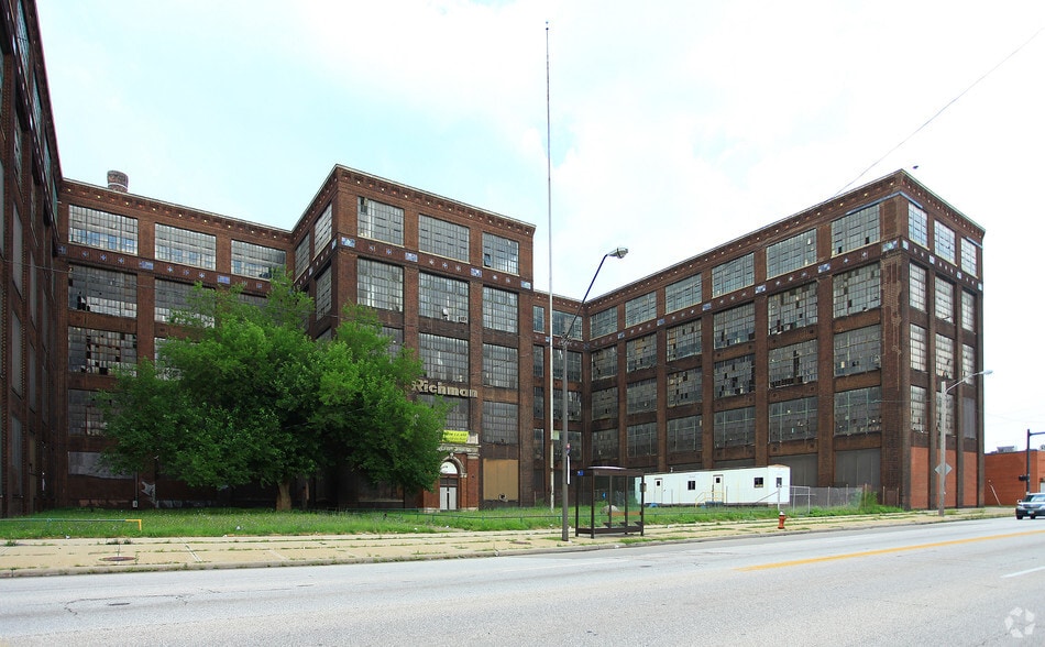 1600 E 55th St, Cleveland, OH 44103 Manufacturing For Sale