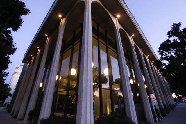 Primary Photo Of 833 10th St, Modesto Storefront Retail Office For Sale