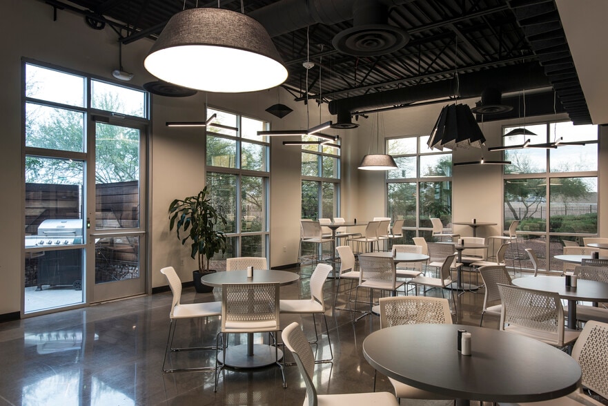 More Photos Of 19820 N 7th Ave, Phoenix Office For Lease