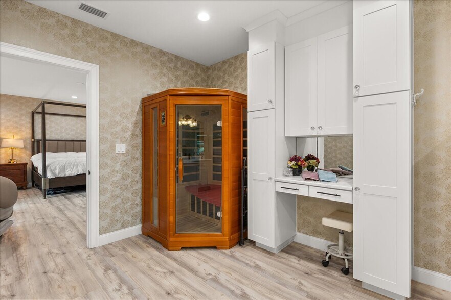 More Photos Of 455 Briar Patch Ln, Geneva Specialty For Sale