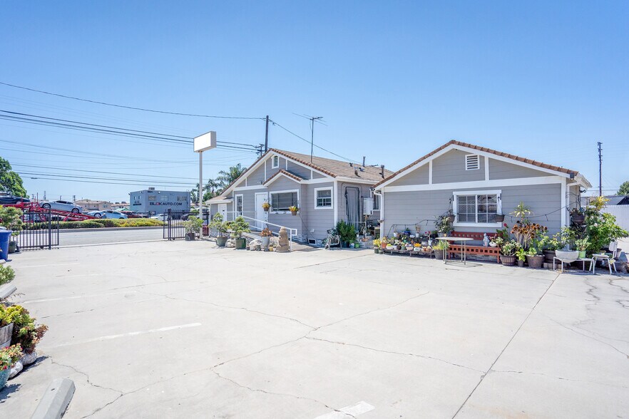 More Photos Of 9631 Artesia Blvd, Bellflower General Retail For Sale