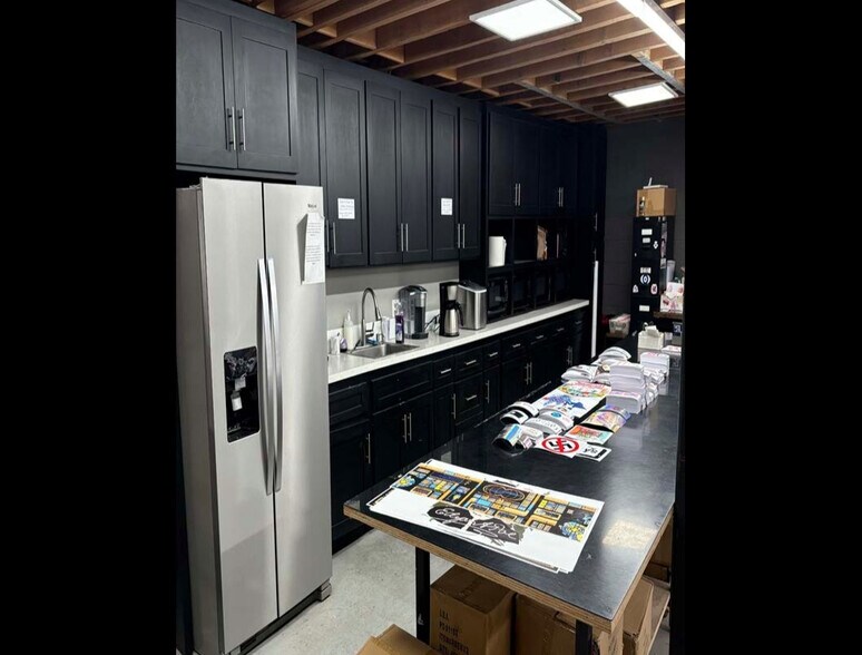 More Photos Of 11869 Teale St, Playa Vista Flex For Sale