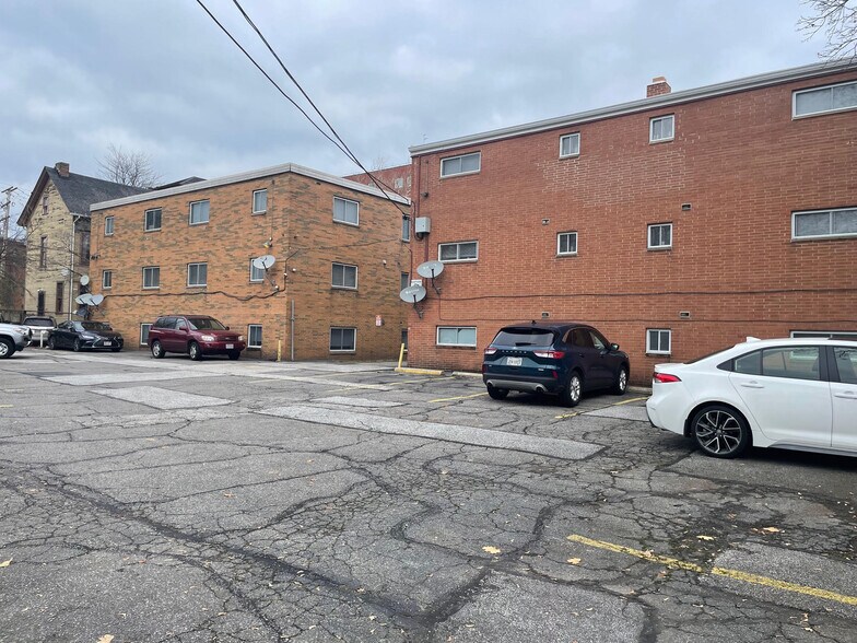 More Photos Of 1734-1750 W 28th St, Cleveland Apartments For Sale