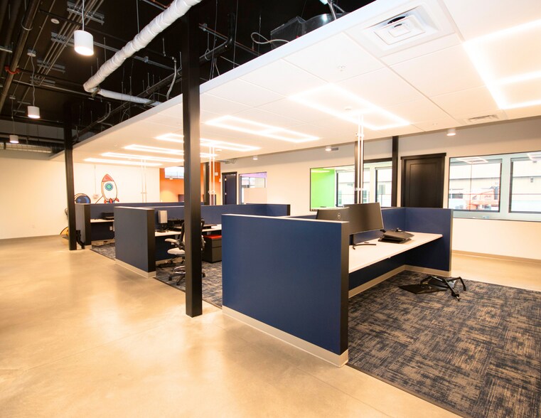 More Photos Of 2780 N Eagle Ln, Liberty Lake Office For Lease