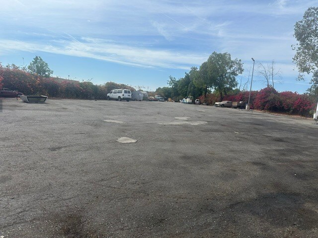 More Photos Of 1501 E Lambert Rd, La Habra Service For Lease