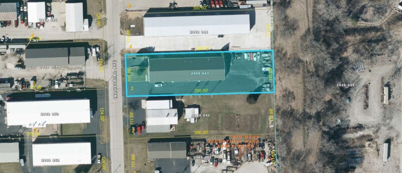 More Photos Of W224S8470 Industrial Dr, Big Bend Warehouse For Lease