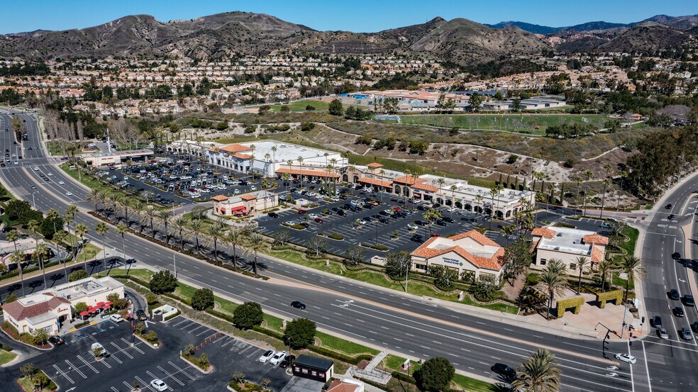 More Photos Of 26801 Portola Pky, Foothill Ranch Fast Food For Lease