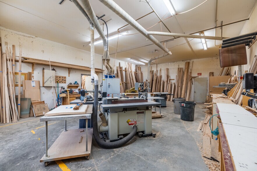 More Photos Of 3111 T Ave, Anacortes Warehouse For Sale