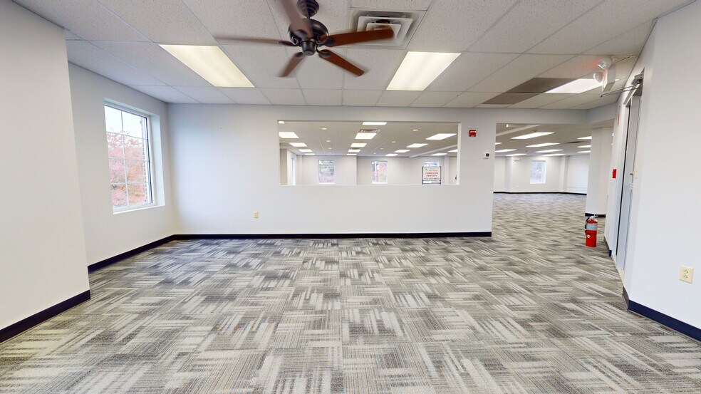 More Photos Of 47 US Highway 206, Augusta Office For Lease