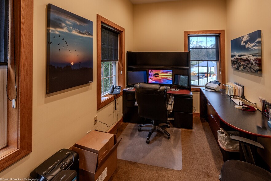 More Photos Of 11090 Dovedale Ct, Marriottsville Office For Sale