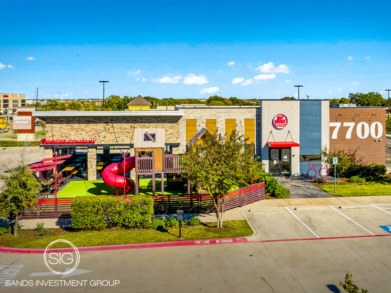 Primary Photo Of 7700 Texas 78, Sachse Fast Food For Sale