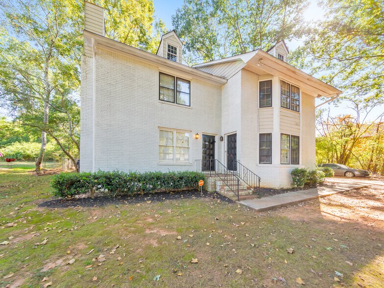 More Photos Of 2611 Golfview Ter SE, Conyers Multifamily For Sale