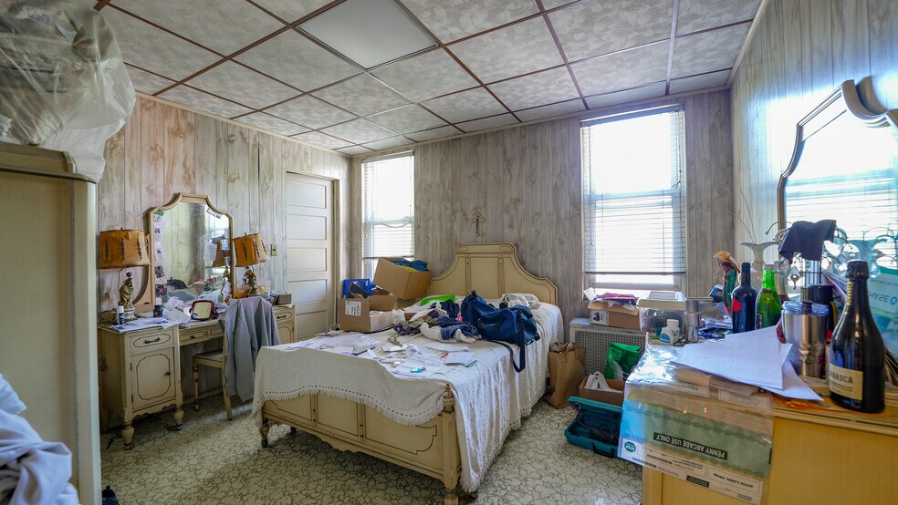 More Photos Of 2372 Hughes Ave, Bronx General Retail For Sale