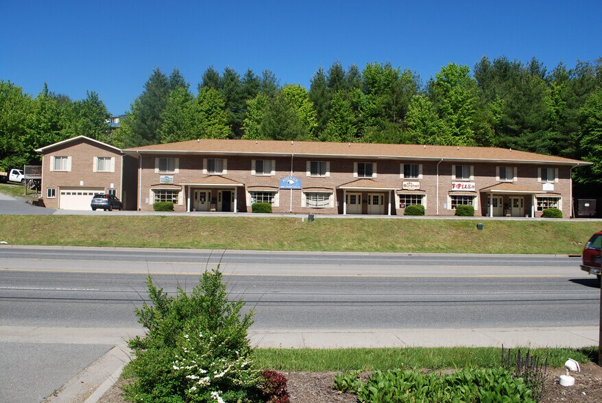 More Photos Of 375 Highway 105 Ext, Boone Office For Lease
