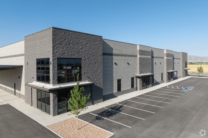 Primary Photo Of 861 W 1000 N, Spanish Fork Distribution For Lease