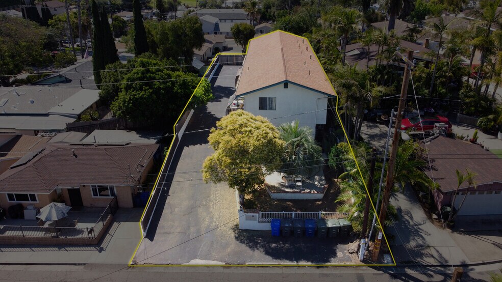 More Photos Of 327 E Orange St, Vista Apartments For Sale