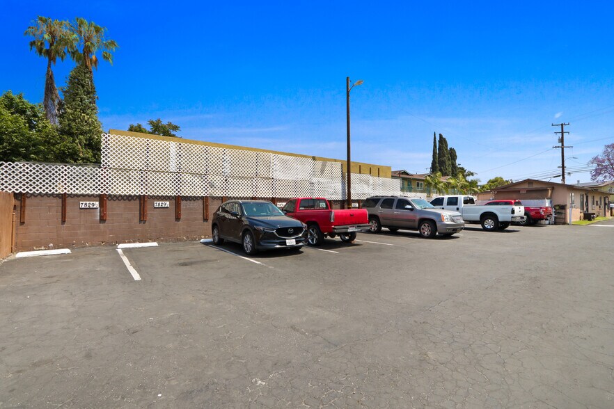 More Photos Of 7825 Jaboneria Rd, Bell Gardens Multifamily For Sale
