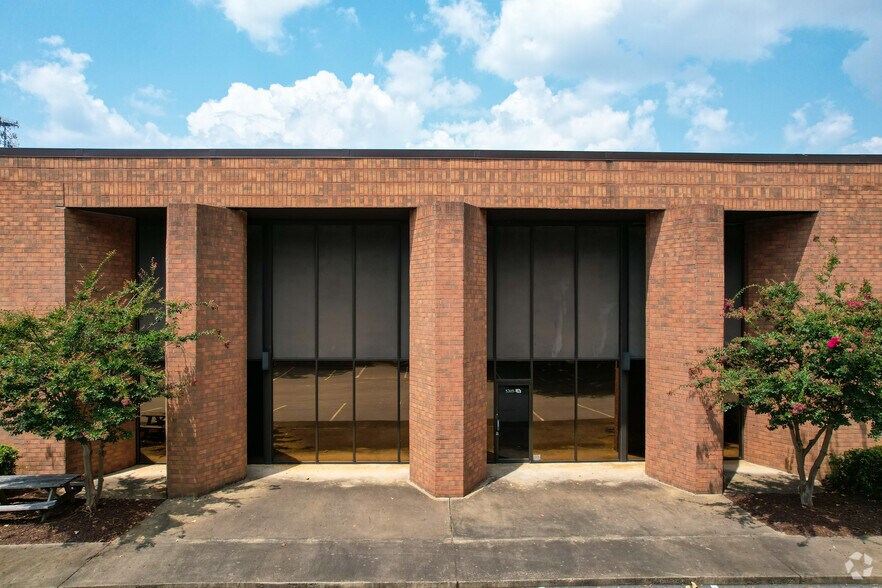 More Photos Of 5305 Fulton Industrial Blvd SW, Atlanta Warehouse For Lease