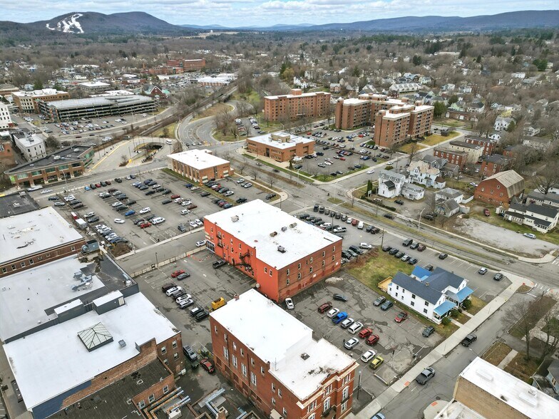 More Photos Of 42 Summer St, Pittsfield Medical For Sale