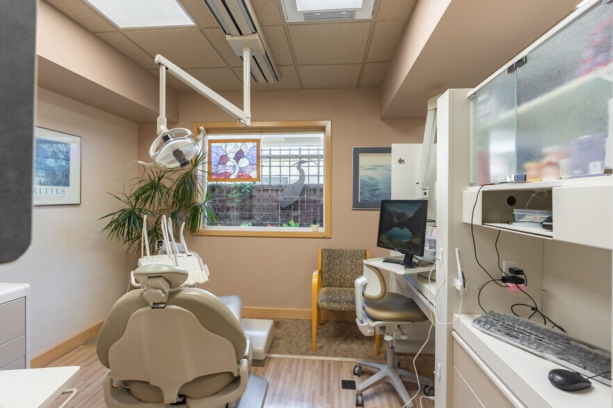 More Photos Of 3136 Squalicum Pky, Bellingham Medical For Sale