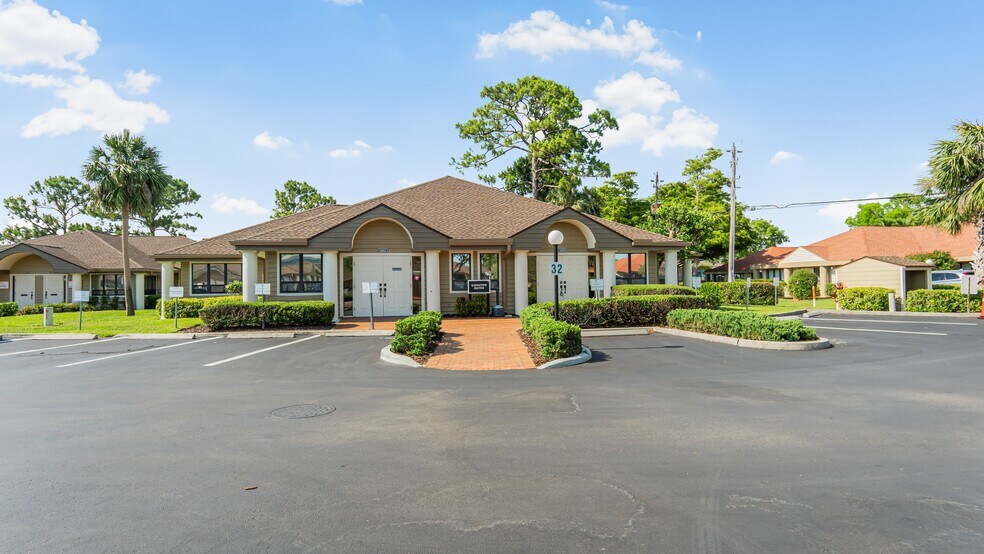 More Photos Of , Fort Myers Office For Sale