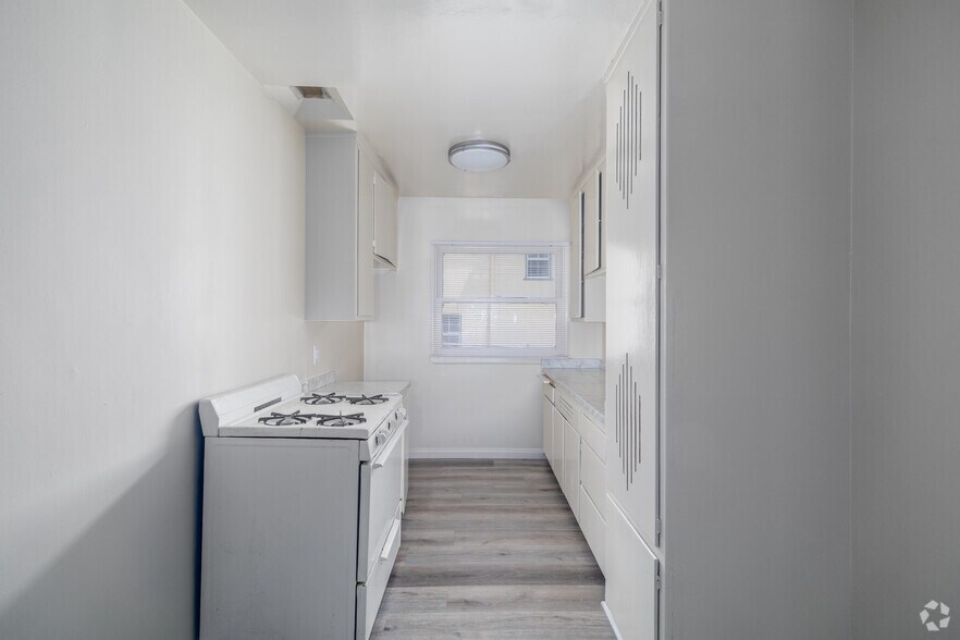 More Photos Of 4839 W Slauson Ave, Los Angeles Apartments For Sale