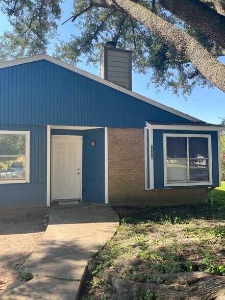 More Photos Of 5502 Farley Dr, Houston Apartments For Sale