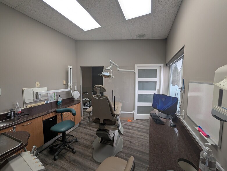 More Photos Of 1120-1126 March Rd, Ottawa General Retail For Sale