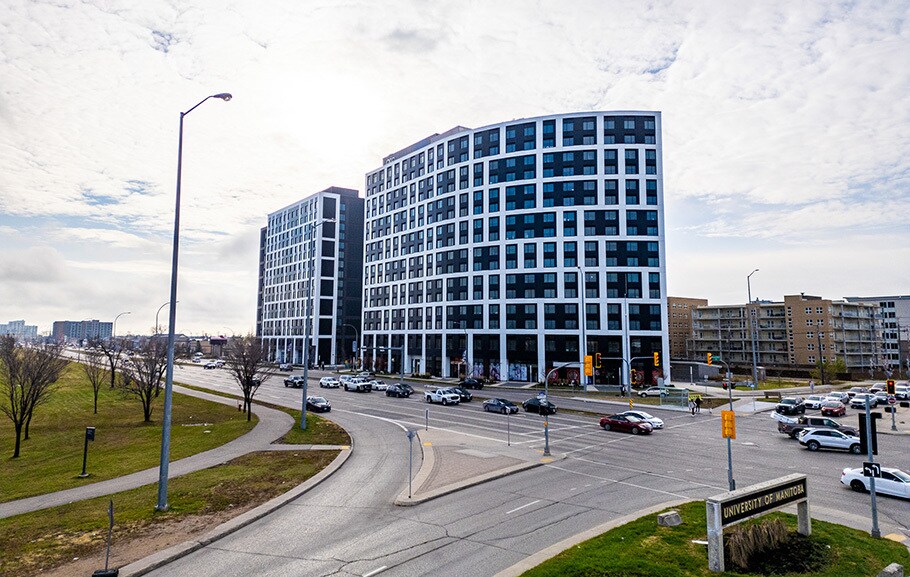 More Photos Of 2537 Pembina Hwy, Winnipeg Storefront Retail Office For Lease