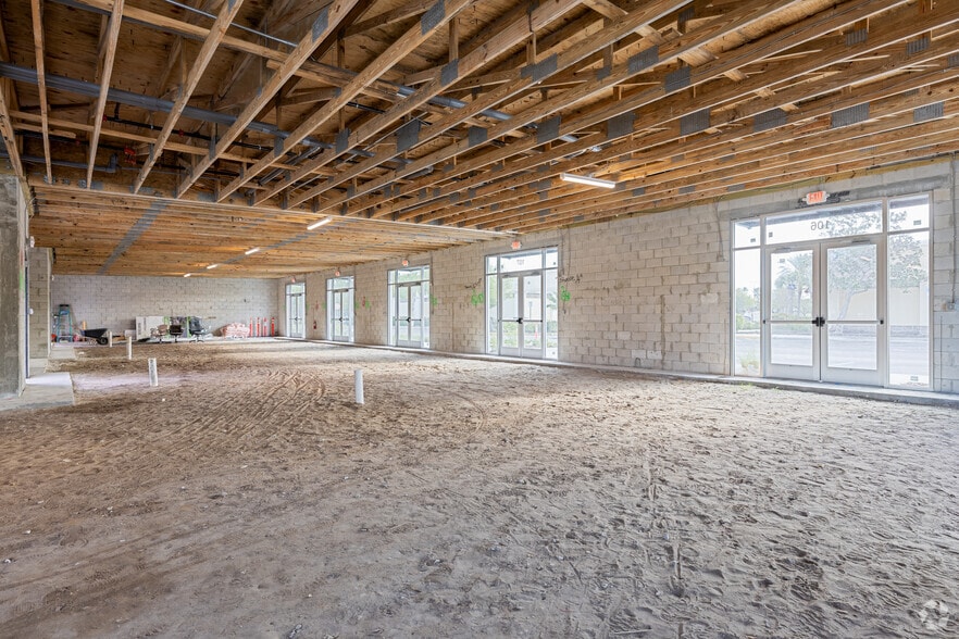 More Photos Of 13504 Village Park Dr, Orlando Medical For Sale