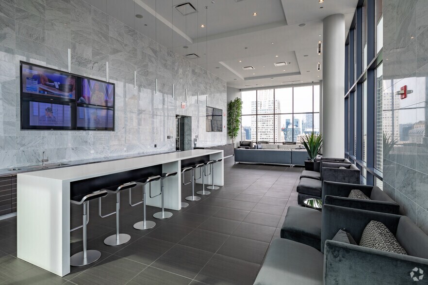 More Photos Of 73 E Lake St, Chicago Apartments For Sale