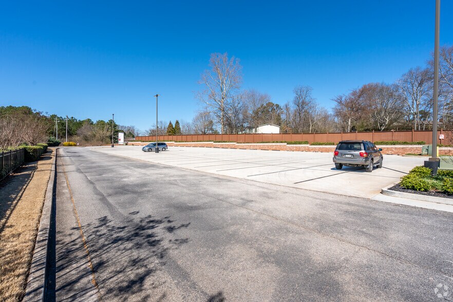 More Photos Of 4374 Atlanta Highway, Hiram Storefront For Lease