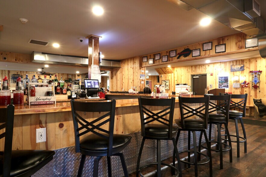 More Photos Of 10410 Buffalo Rd, Mifflinburg Restaurant For Sale