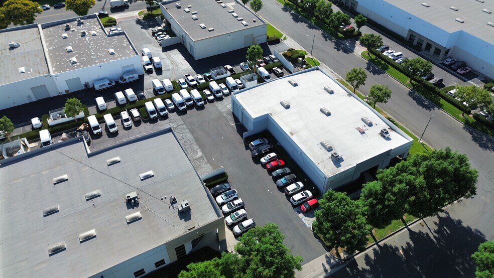 More Photos Of 1481 S Balboa Ave, Ontario Warehouse For Lease